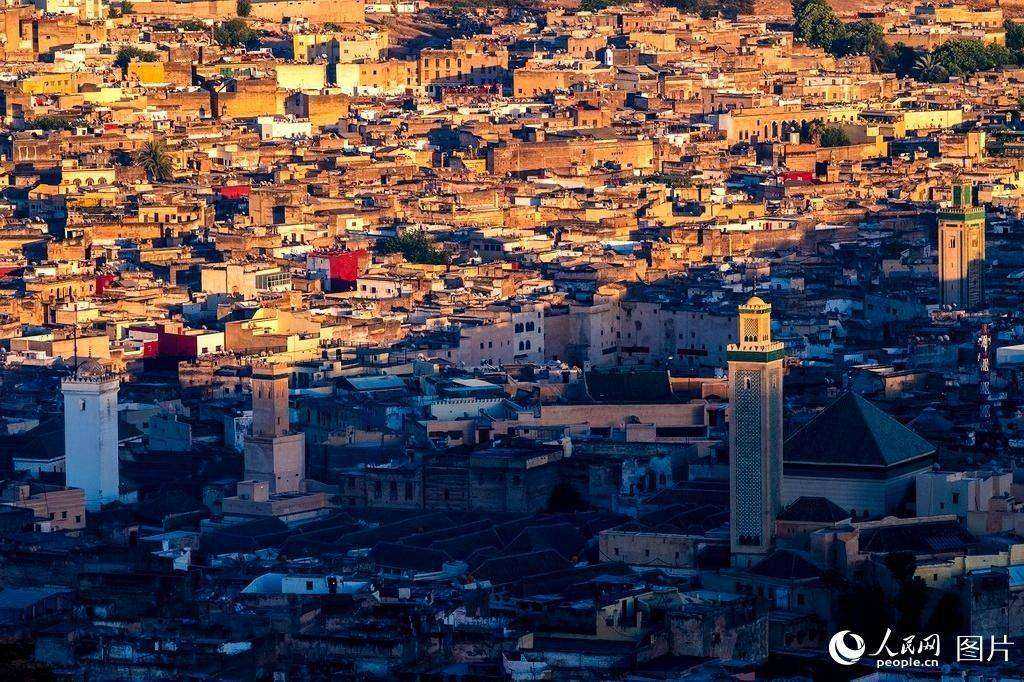 菲斯作為摩洛哥歷史文化名城、當下摩洛哥的第三大城市，是當地的政治、經濟、文化中心城市。是摩洛哥最古老的皇城。陳志文/攝