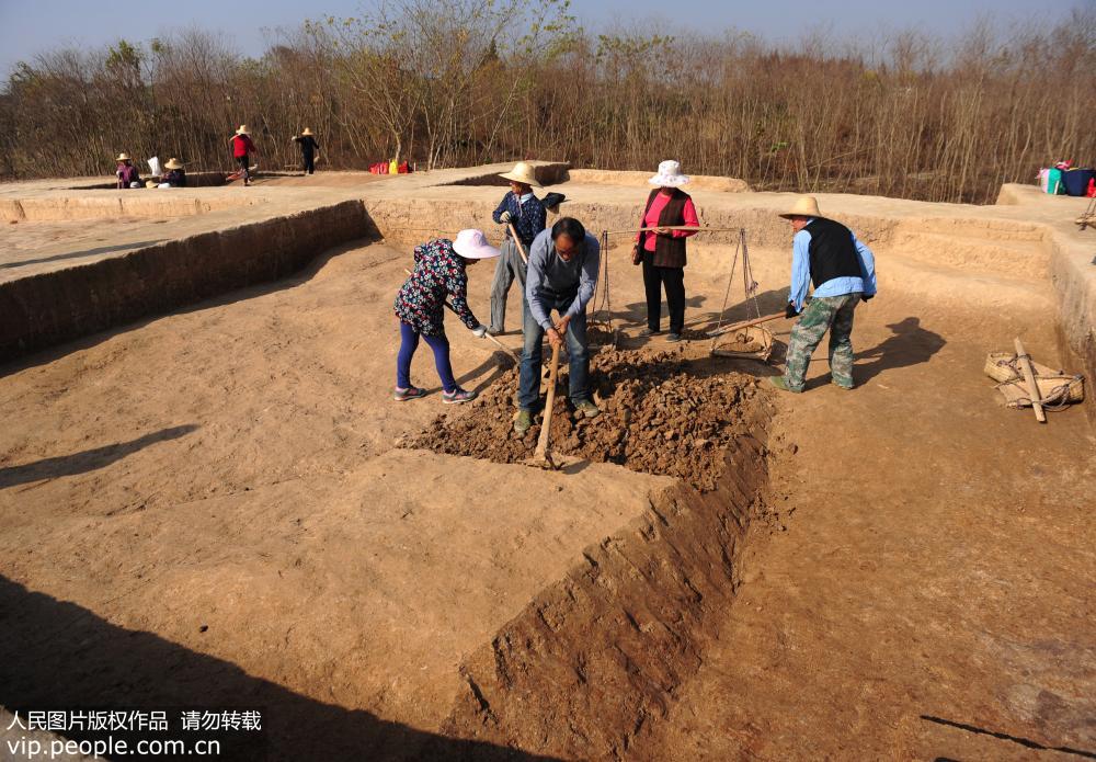 11��28�գ������û����̰��պϷ�®���ؾ��ڿ����ֳ���