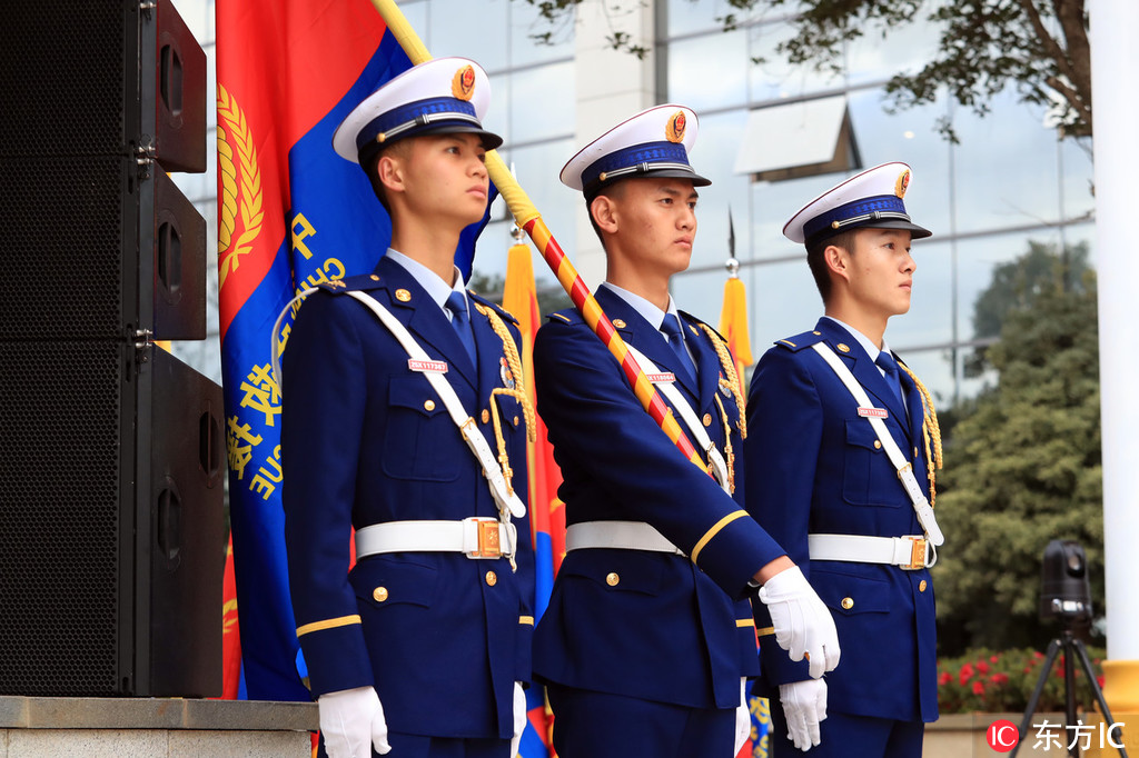 你好，火焰藍！雲南省消防總隊舉行授旗授銜和換裝儀式