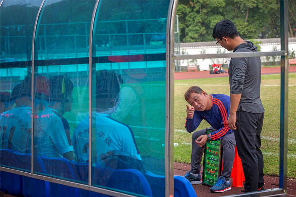 11������������������ ��