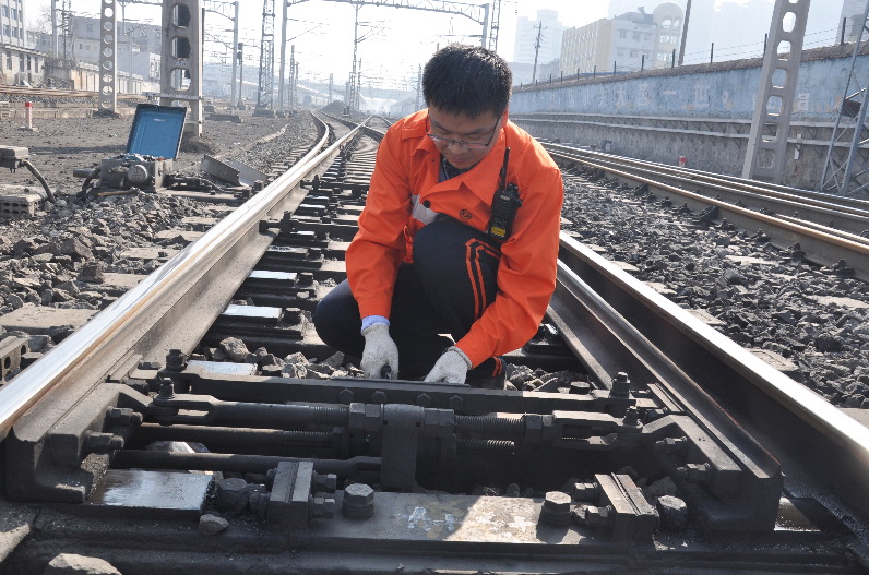 ��90�����źŰ೤�Ĵ��˼��ء�5��