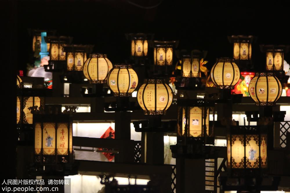 “中國規模最大的燈陣”在甘肅張掖亮燈【4】