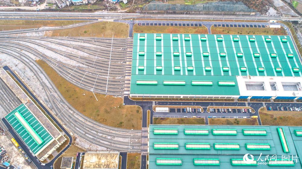 ��Խ�����ܶ� ʻ�����Ĵ��� ��������˹�ء�ɽ�ǵ���ӭ����ʽͶ�á�6��