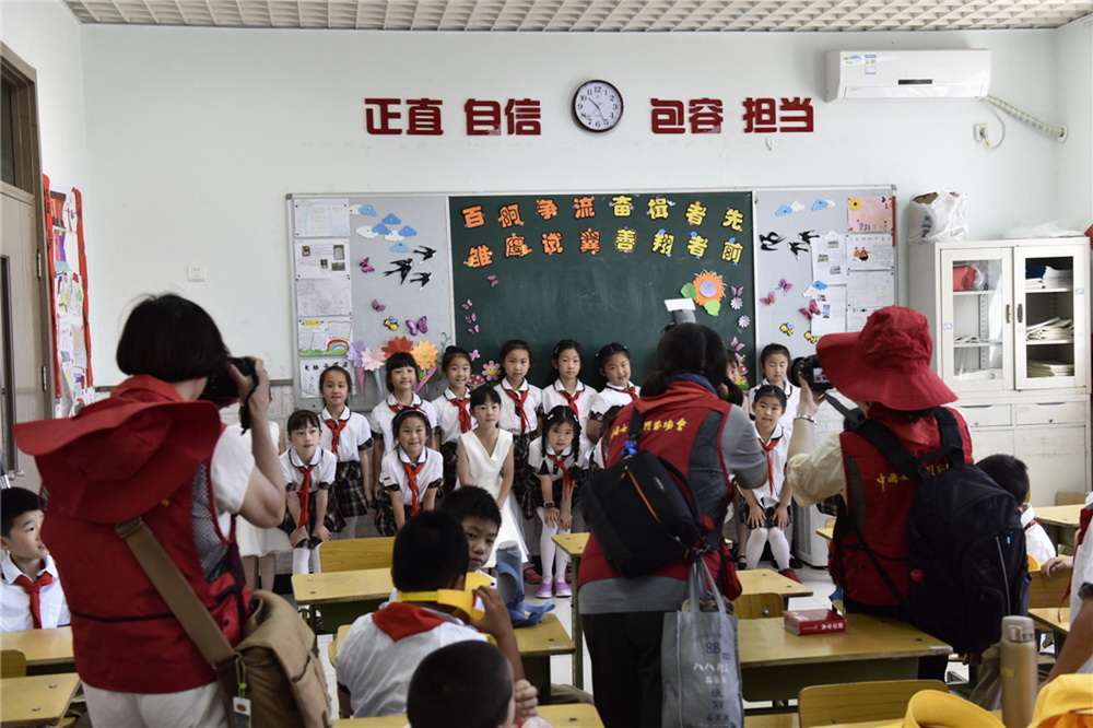 23.��̨����ǰ���������ż��� ��