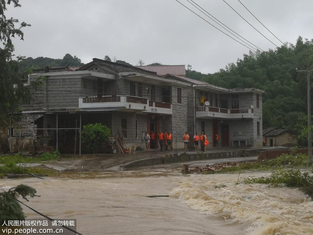 6月9日拍攝的永新縣坳南鄉牛田村洪水。