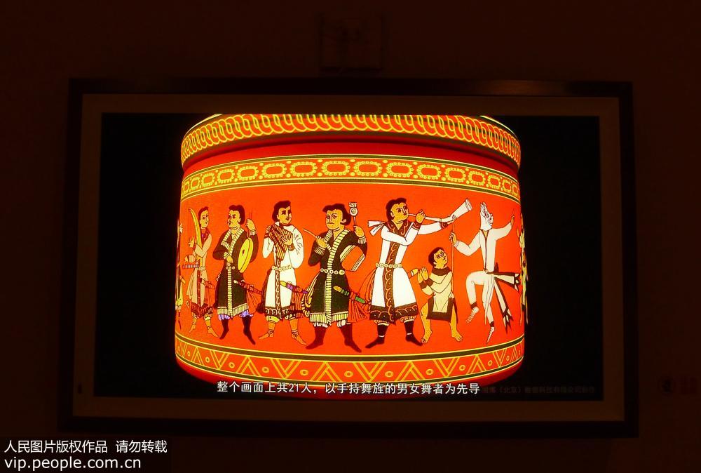 7��10�գ�չ����������