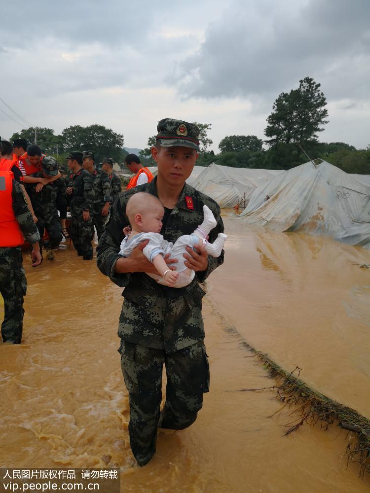 �������ݶ��ͻ����ˮ���� �侯�ٱ�ת�Ʊ���Ⱥ�ڡ�3��