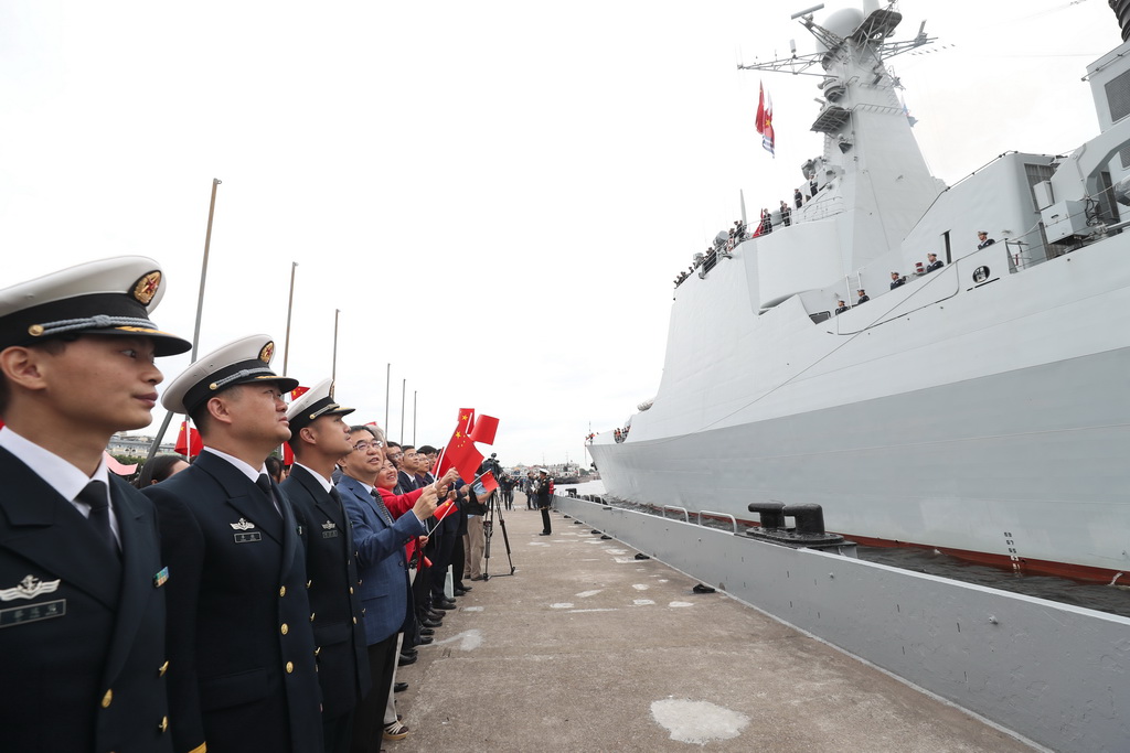 西安舰抵达圣彼得堡访问并参加俄罗斯海军节(3) 第3页