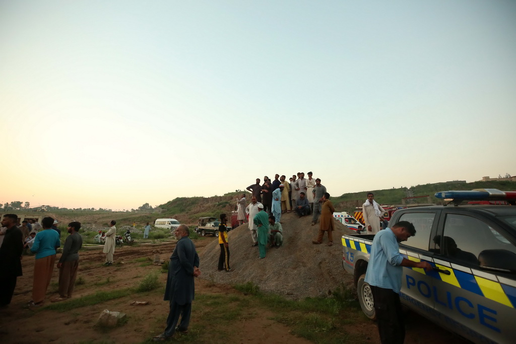 7��30�գ��ڰͻ�˹̹���߶�Ʒ���н��������Ǿۼ���׹���ֳ����»��緢���������¡��������㣩