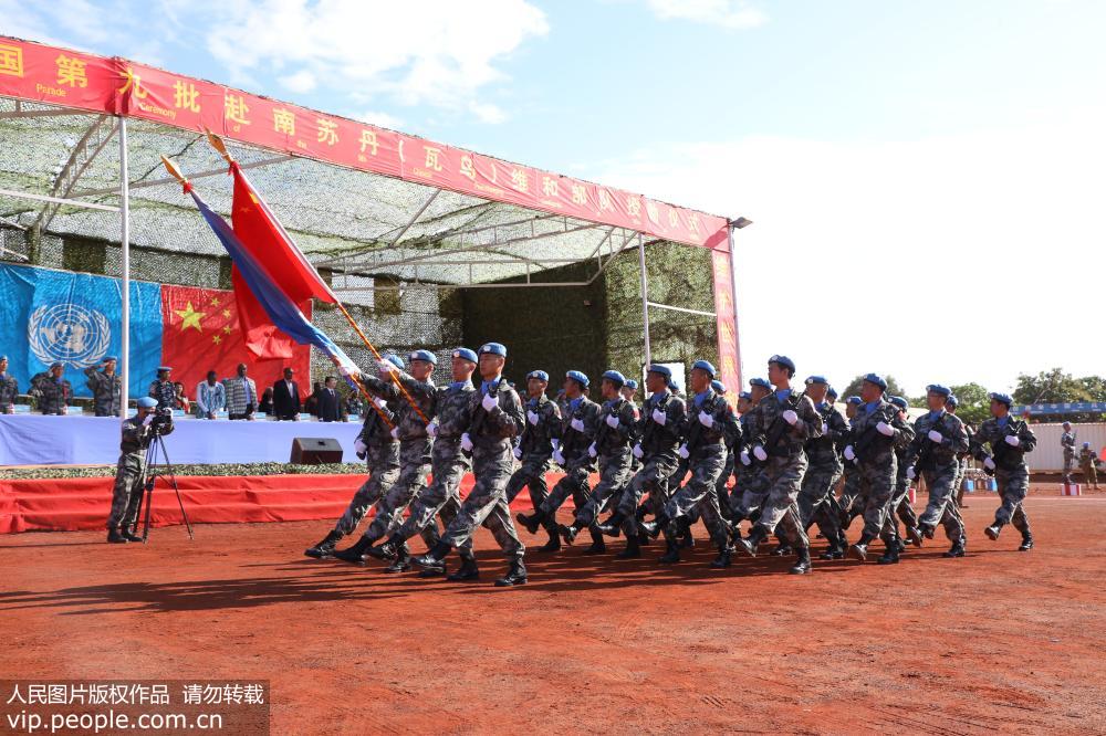 中國第九批赴南蘇丹（瓦烏）維和部隊331名官兵全部被授予“和平勛章”【3】