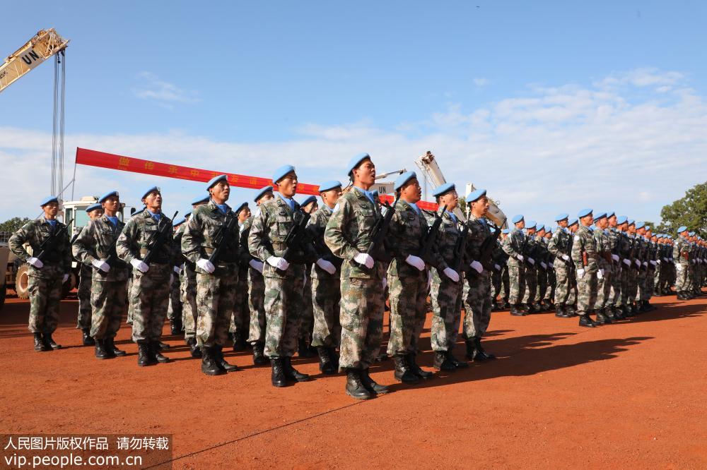 中国第九批赴南苏丹（瓦乌）维和部队331名官兵全部被授予“和平勋章” 第1页