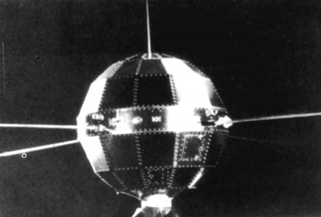 1970年4月24日，長征一號運載火箭成功發射我國第一顆人造地球衛星“東方紅一號”（資料照片）。新華社發