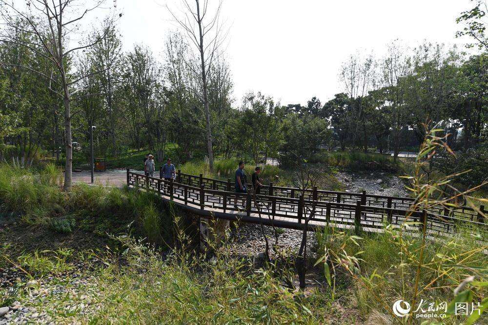 ������������������ ���³���ɭ�ֹ�԰����ӭ�͡�2��