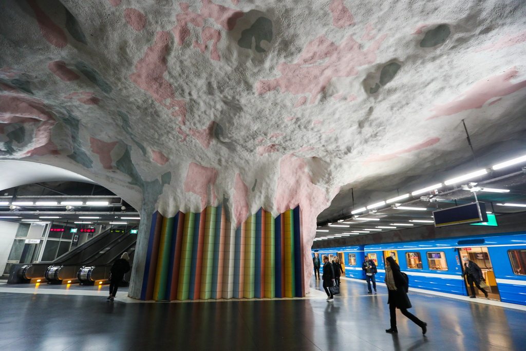 10��9�գ������˹�¸��Ħ���˿���һ������վ�����ߡ�