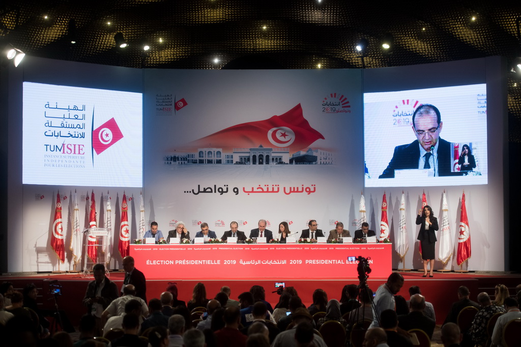 這是10月14日在突尼斯首都突尼斯市拍攝的最高獨立選舉委員會新聞發布會現場。新華社記者 鄔惠我 攝