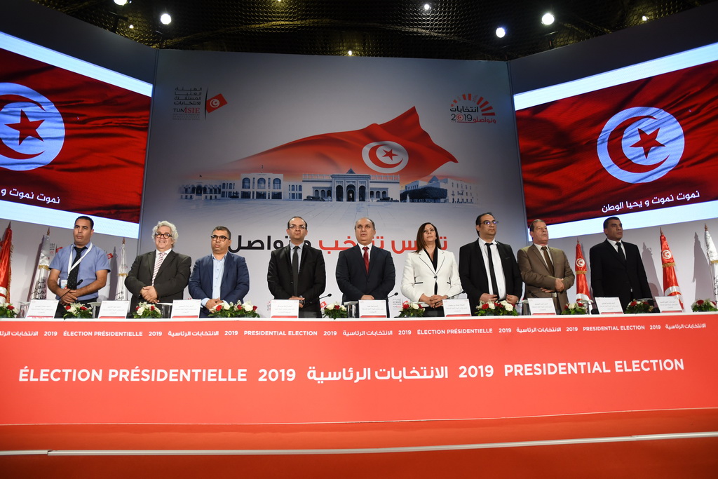 這是10月14日在突尼斯首都突尼斯市拍攝的最高獨立選舉委員會新聞發布會現場。新華社發（阿代爾攝）