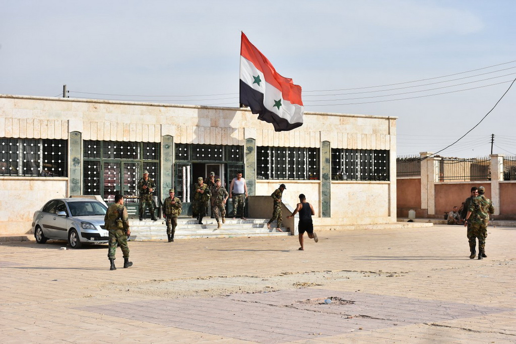 叙媒说叙政府军进驻叙北部重镇曼比季(4) 第4页