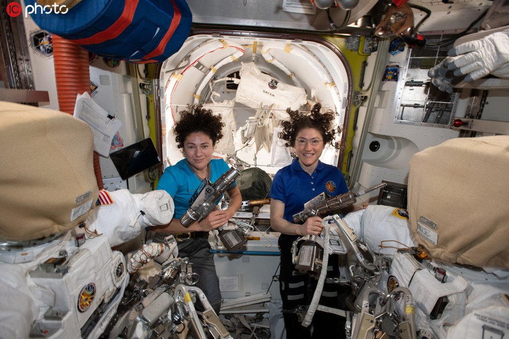 NASA稱實現首次全女性宇航員太空行走【4】