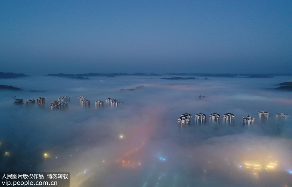 重慶市大足城區出現平流霧景觀【6】