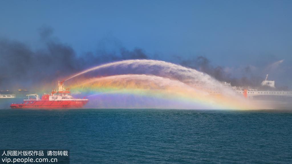 海南海口：2019年瓊州海峽客滾船海上大型應急救助綜合演練舉行