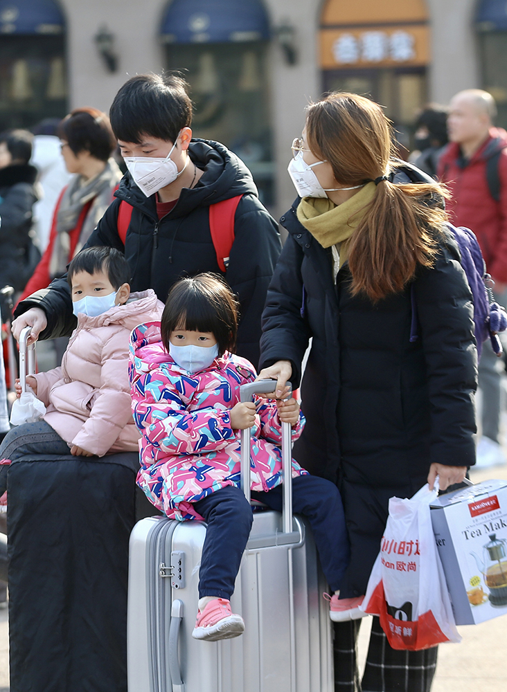 2.1��21�գ�����վ���ÿʹ����ֳ��С��޺���Ӱ