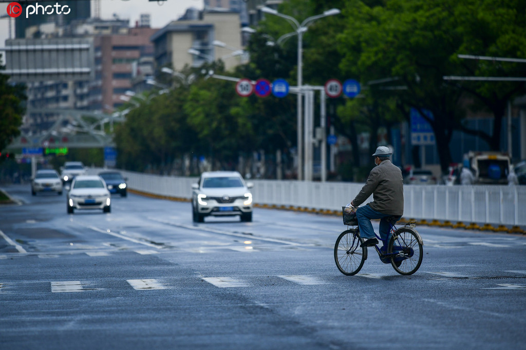 近日拍攝的武漢街頭景象。