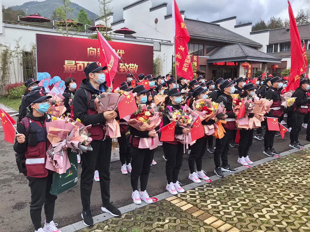 29.3月28日，台州市第四批援鄂醫療隊赴仙居隔離休養。徐小鳳 攝