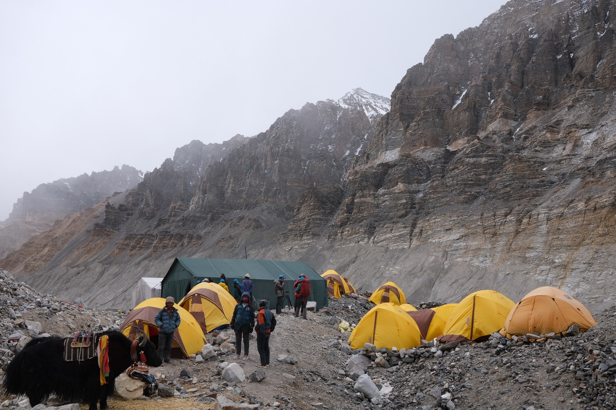 這是海拔5800米的珠峰過渡營地（5月8日攝）。