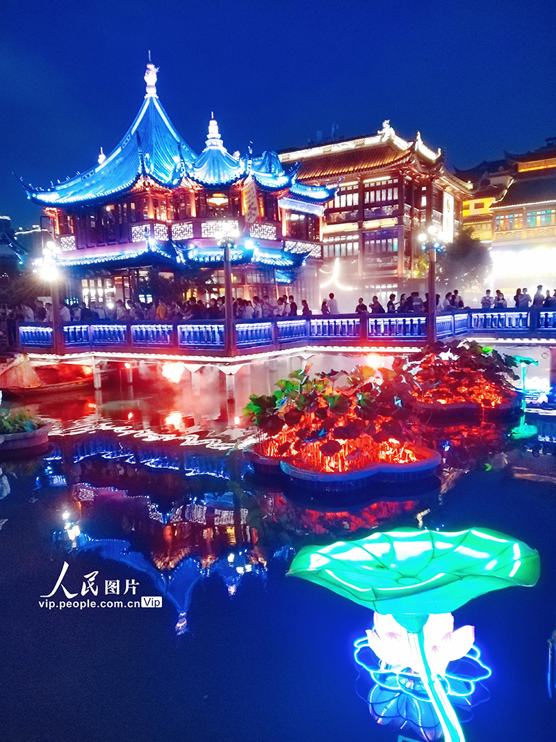 上海：复古庙会点亮夜经济消费市【4】