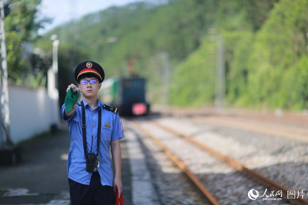 ͼΪ��վ����ֵ��Ա�ӳ�ǰȷ���ź��Ƿ���ȷ