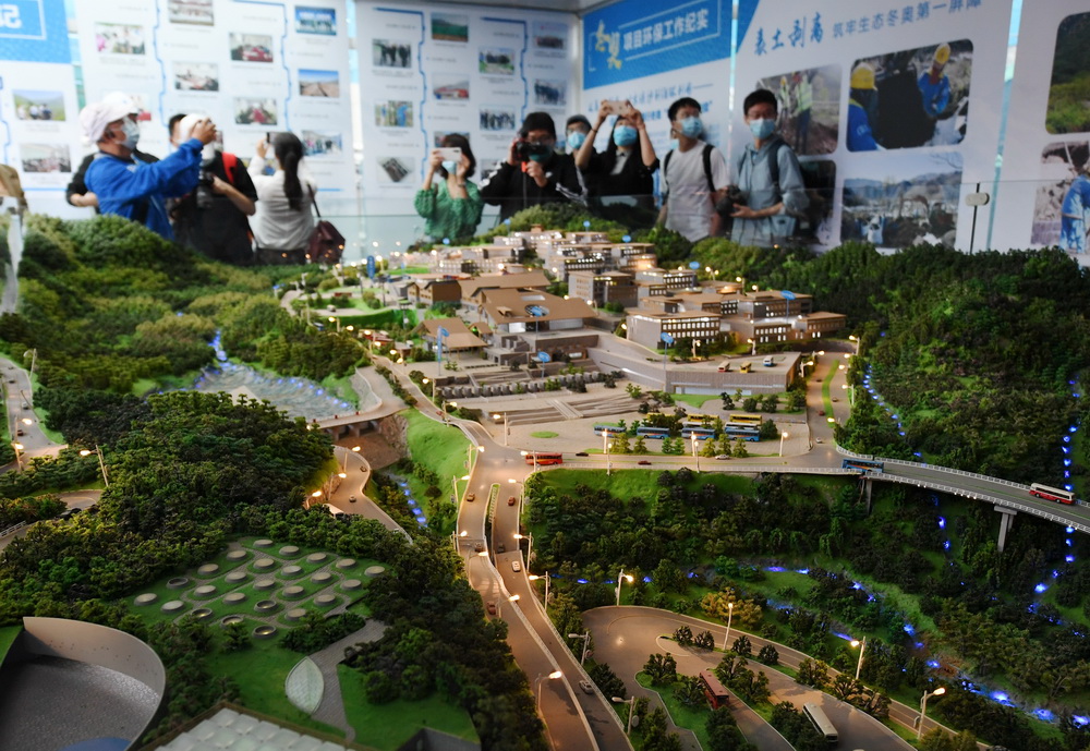 这是8月20日拍摄的北京冬奥会延庆冬奥村沙盘模型。