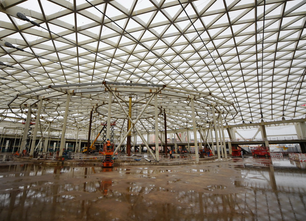这是8月31日在北京拍摄的国家会议中心二期建设工地现场。