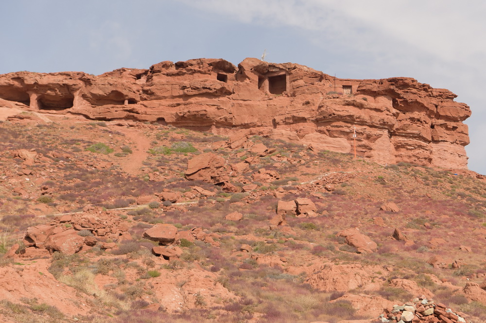 這是10月8日拍攝的阿爾寨石窟。
