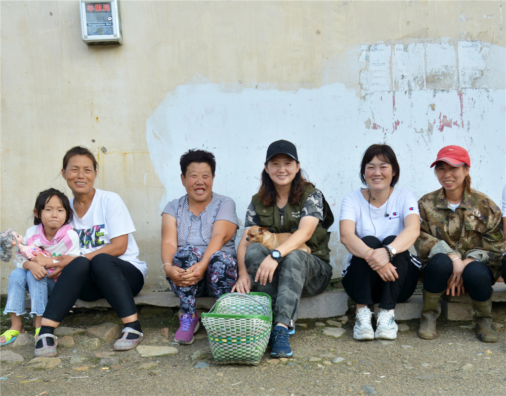 4.�����������ĸ�Ů����һ��