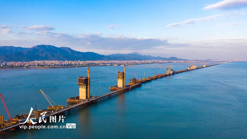 ����Ȫ�ݣ����ø���������纣���Ž���æ��12��