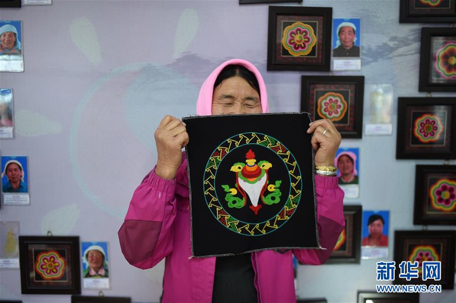 11��6�գ�������׿��ʲ�ڰ����´����������ƶ������չʾ��Ʒ��