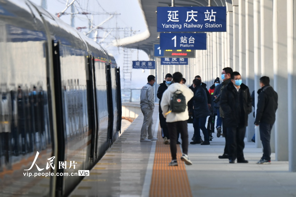 ͼΪ�˿ͳ����г���