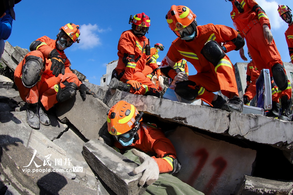 海南消防开展地震灾害救援跨区域拉动演练
