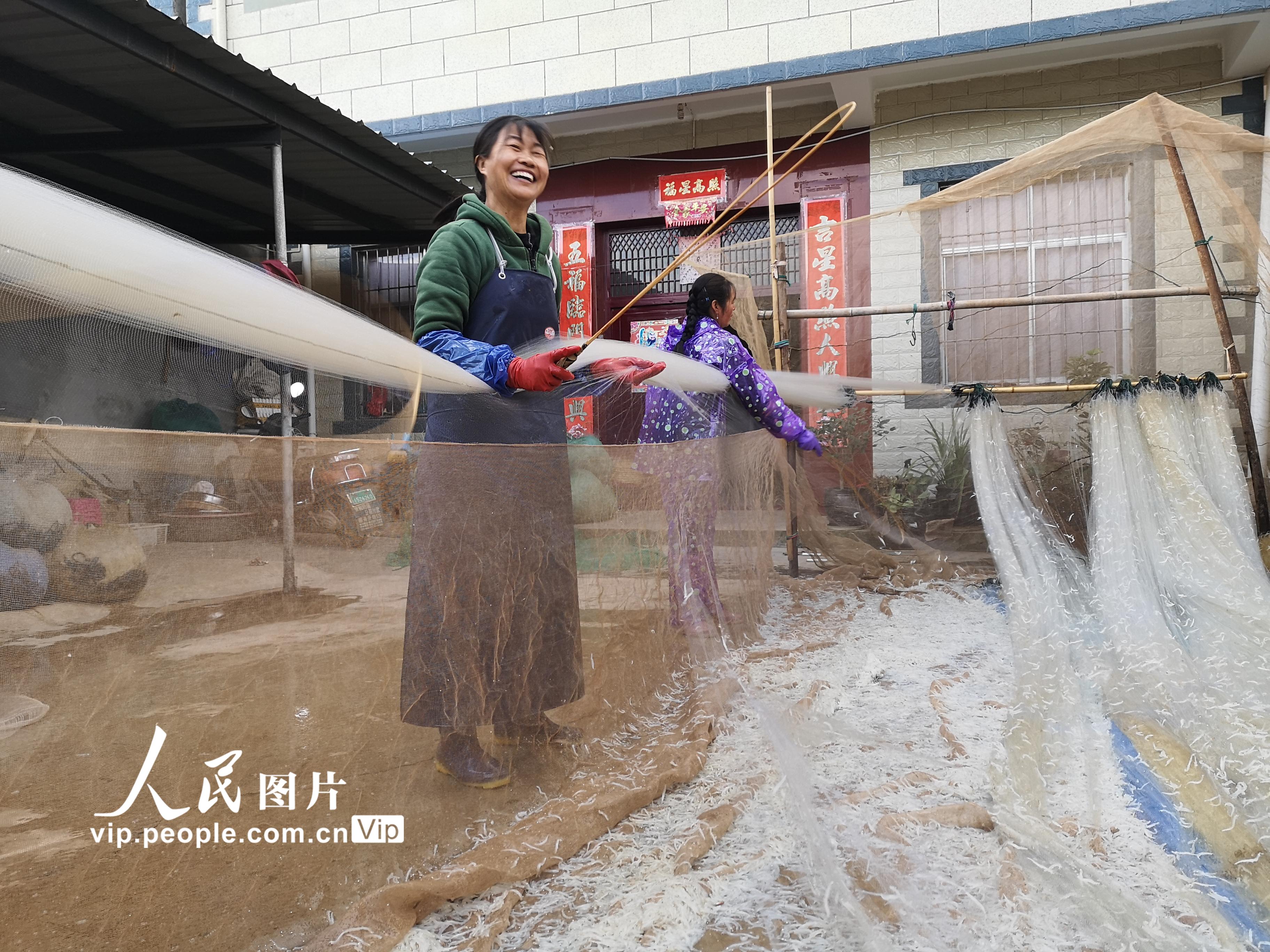雲南昆明：陽宗海開湖 漁民開捕銀魚【3】
