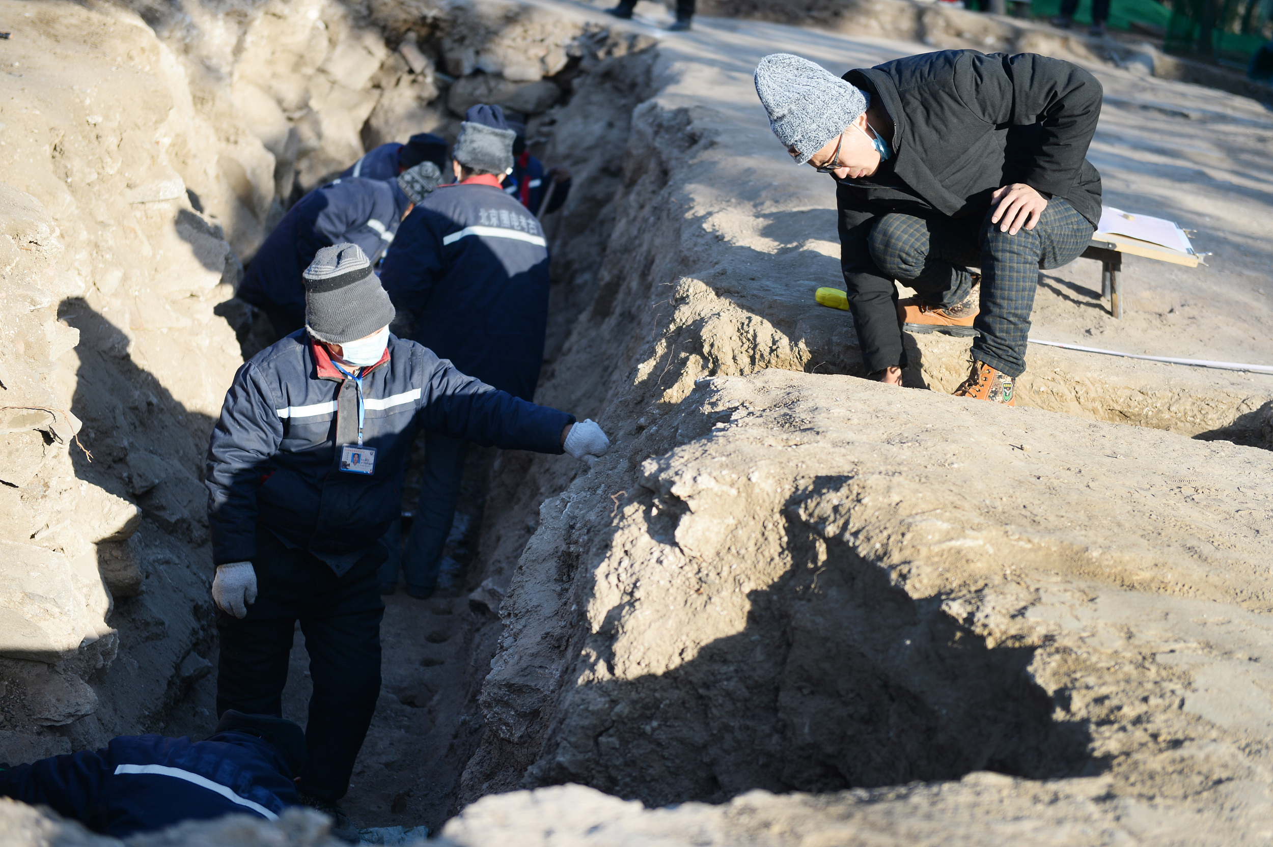 ������Բ��԰売�������ַ���ŷ��ֻʼҵ��2��