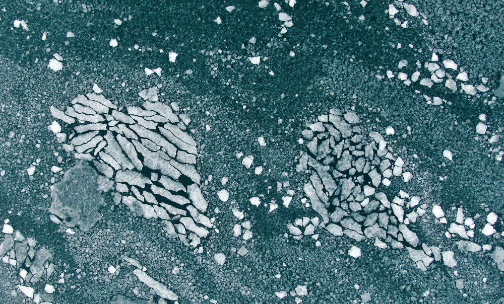 12��17��������ຣ����һ�ǣ����˻���Ƭ����