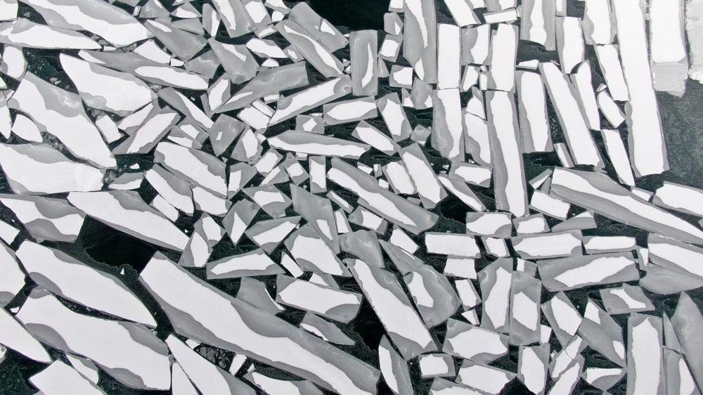 12��17��������ຣ����һ�ǣ����˻���Ƭ����