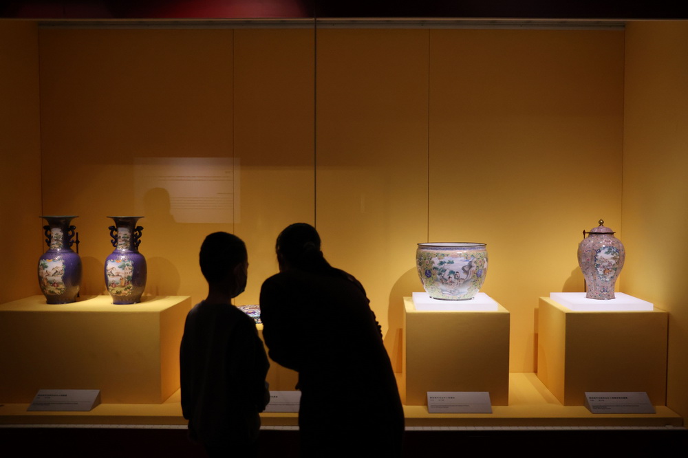 12��27�գ�������չ��������չ�������