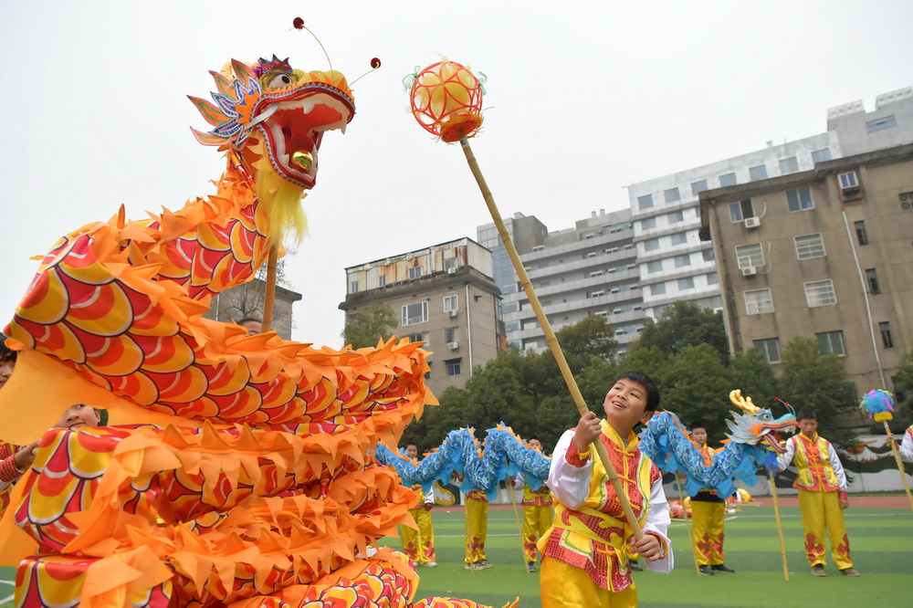 12��28�գ�����ʡ�ϲ�����ɽ��������Сѧѧ���ڲٳ��Ͻ�������ѵ����