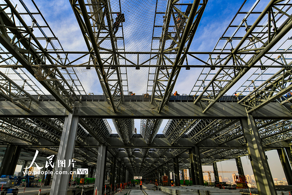 2021年2月20日，丰台火车站改建工程现场。