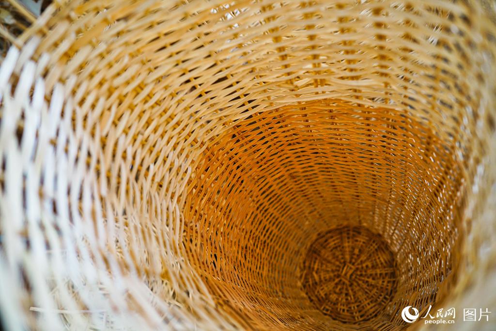 ���������Ϊ�������������еġ��񡱵Ĵ�����ʽ�������е��ؾ��нϸߵ����֪�������Ͽɶȣ�ͨ��������˵�У���γ̽��뵽ѧ��������������ϵ�С������ձ����� �������