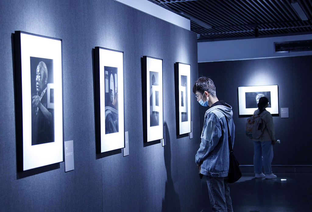 時間証人——南京大屠殺幸存者藝術肖像攝影展開展【7】