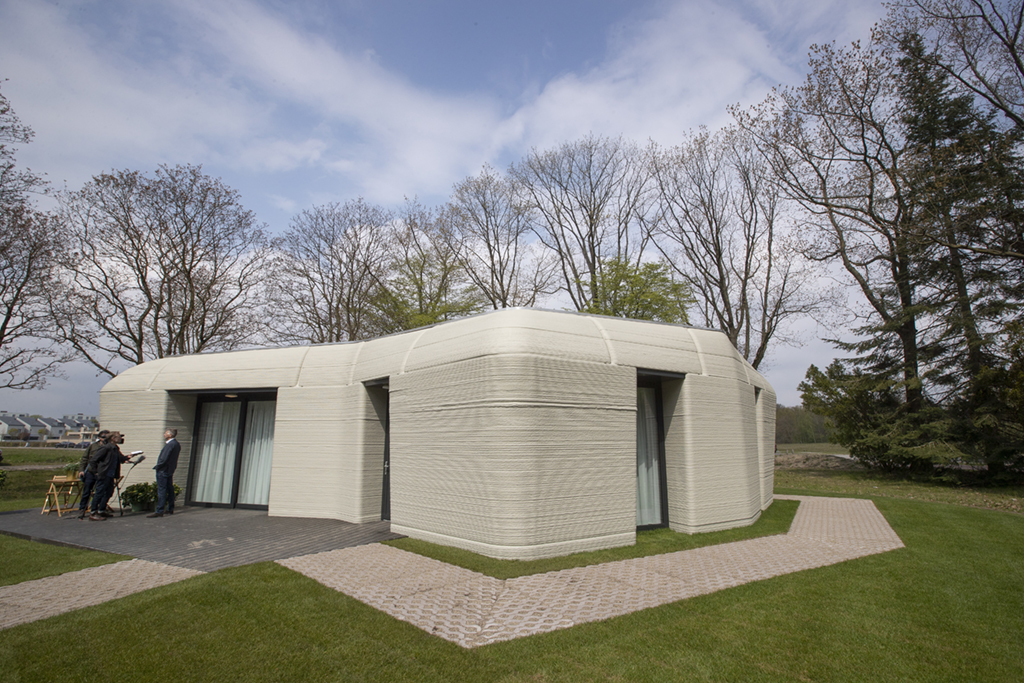 這是4月30日在荷蘭埃因霍溫拍攝的一座3D打印房子的外觀。新華社/美聯