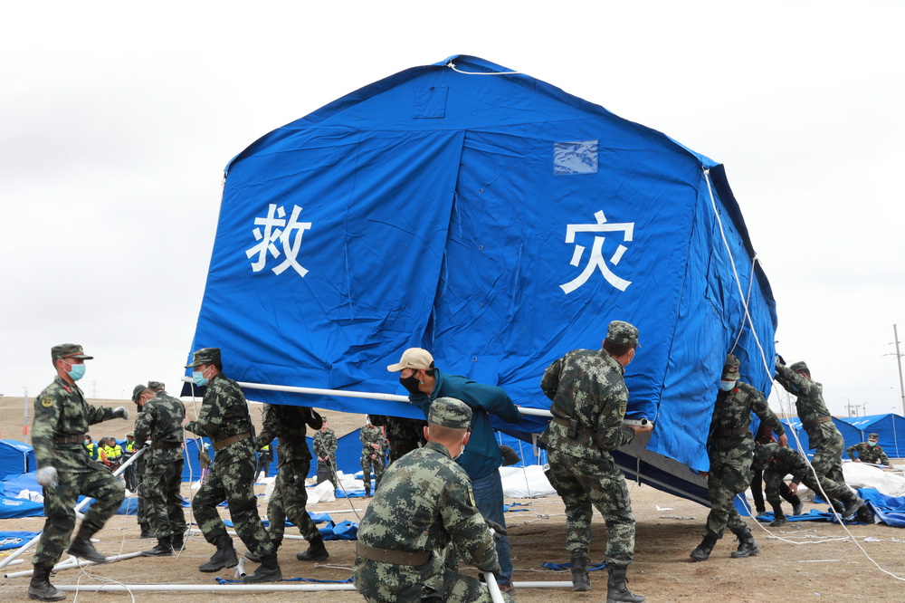向震中挺进！——武警青海总队果洛支队抢险救援见闻