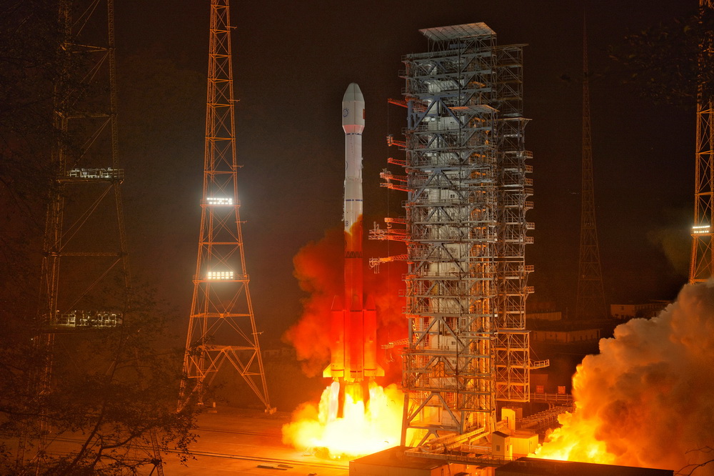 我国成功发射风云四号02星